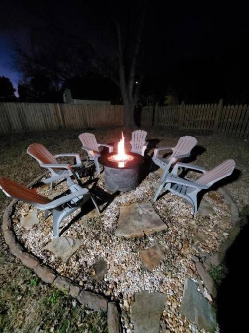 Time To Relax In Raleigh Villa Екстериор снимка